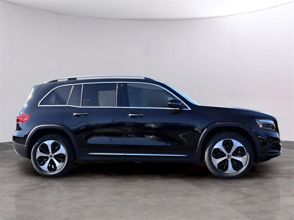 used 2025 Mercedes-Benz GLB 250 car, priced at $52,850
