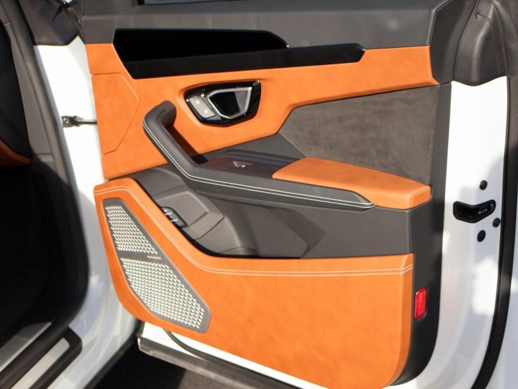 used 2024 Lamborghini Urus car, priced at $274,777