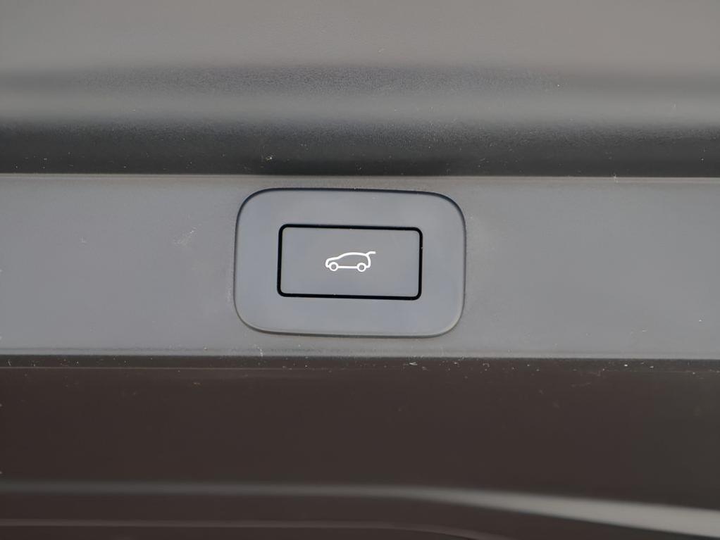 used 2024 Land Rover Range Rover car, priced at $119,977