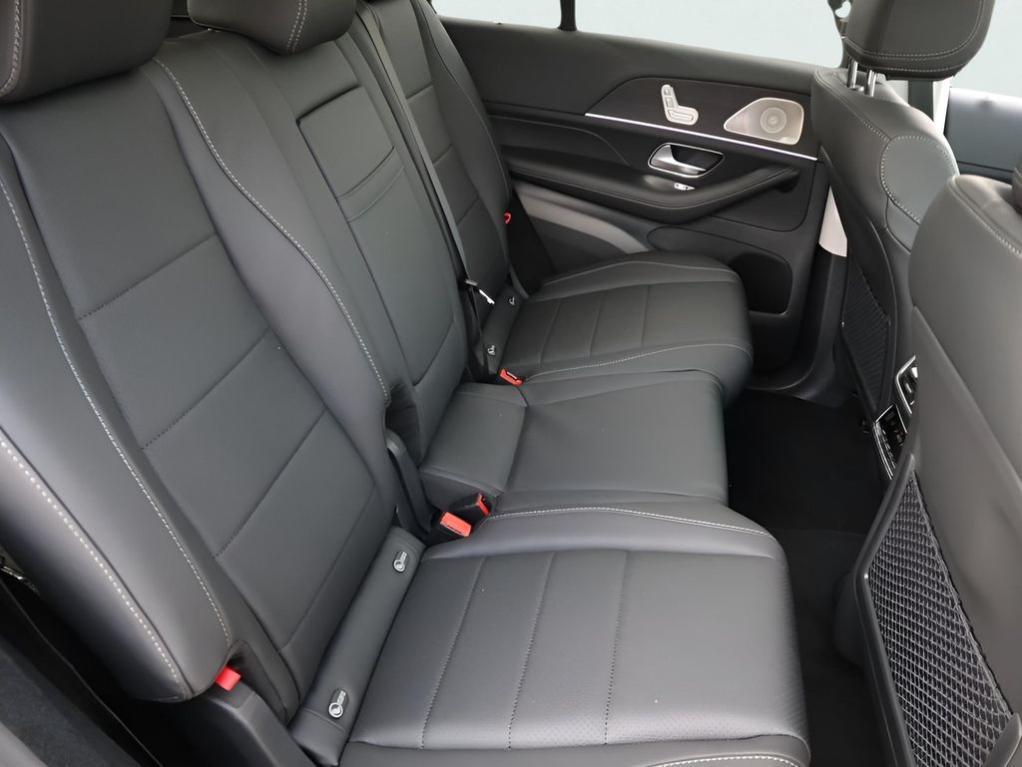 new 2026 Mercedes-Benz GLE 450 car, priced at $84,150