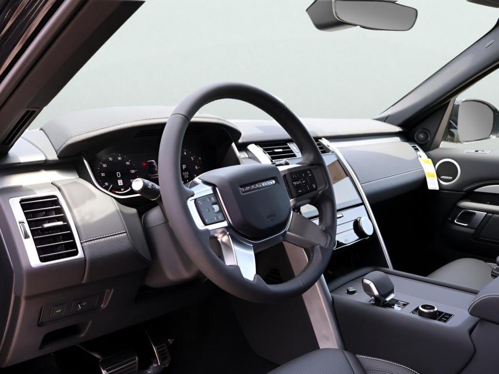 used 2025 Land Rover Discovery car, priced at $60,977