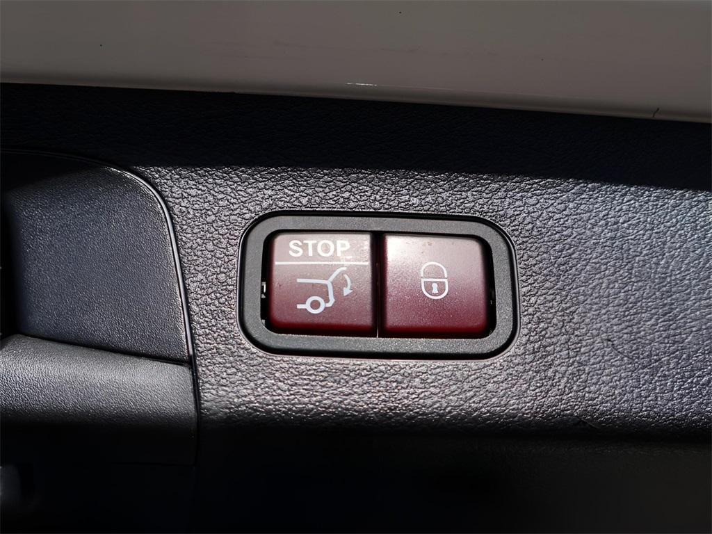 used 2023 Mercedes-Benz GLS 450 car, priced at $60,725