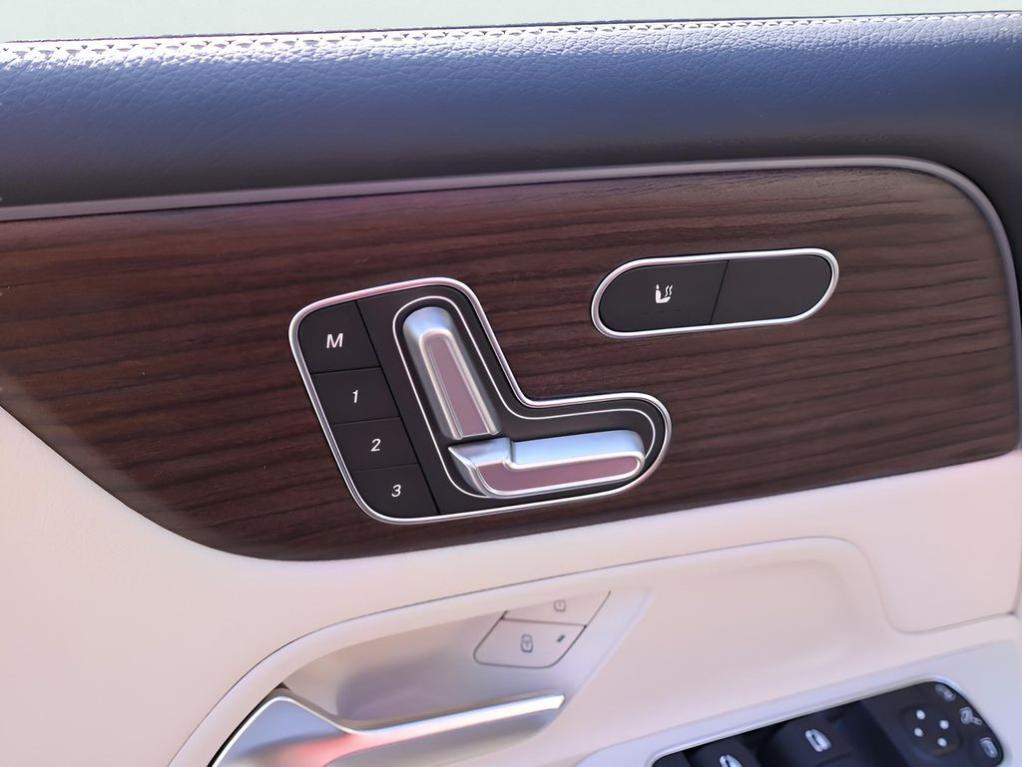 new 2026 Mercedes-Benz GLB 250 car, priced at $56,945