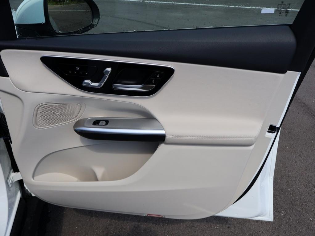 new 2025 Mercedes-Benz GLC 350e car, priced at $64,165