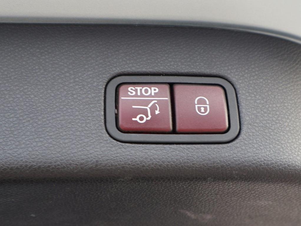 used 2016 Mercedes-Benz GL-Class car, priced at $17,531