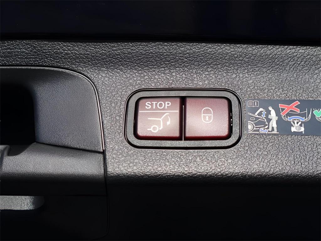 new 2026 Mercedes-Benz GLS 450 car, priced at $104,635