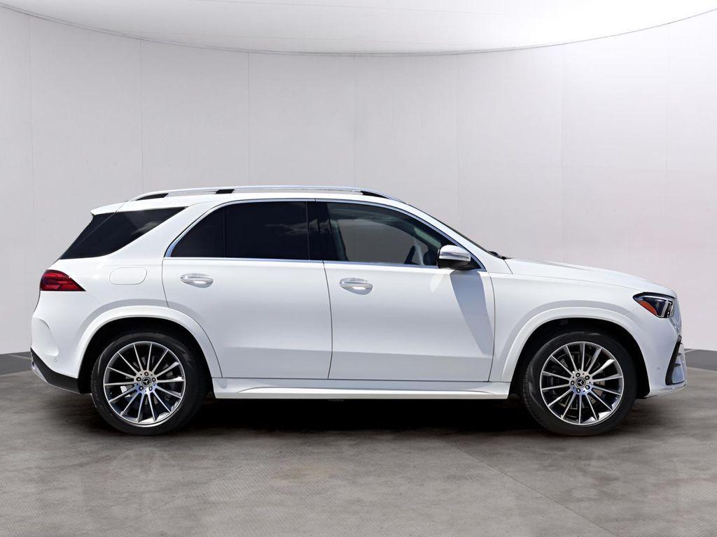 new 2026 Mercedes-Benz GLE 580 car, priced at $96,375