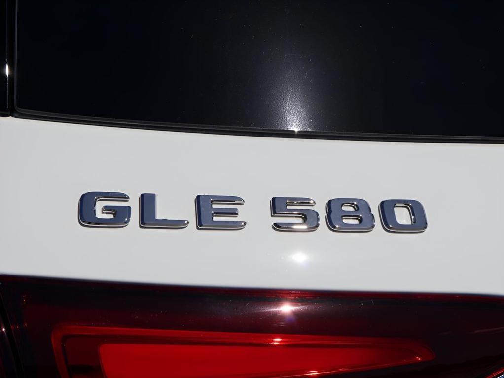 new 2026 Mercedes-Benz GLE 580 car, priced at $96,375