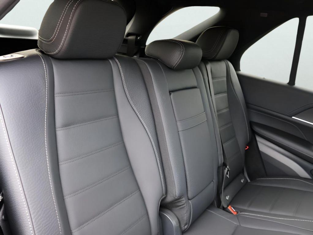 new 2026 Mercedes-Benz GLE 450 car, priced at $88,695