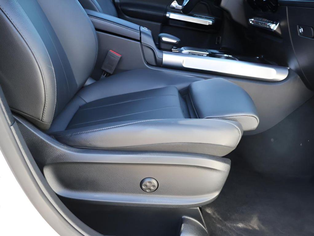 used 2023 Mercedes-Benz GLB 250 car, priced at $34,893