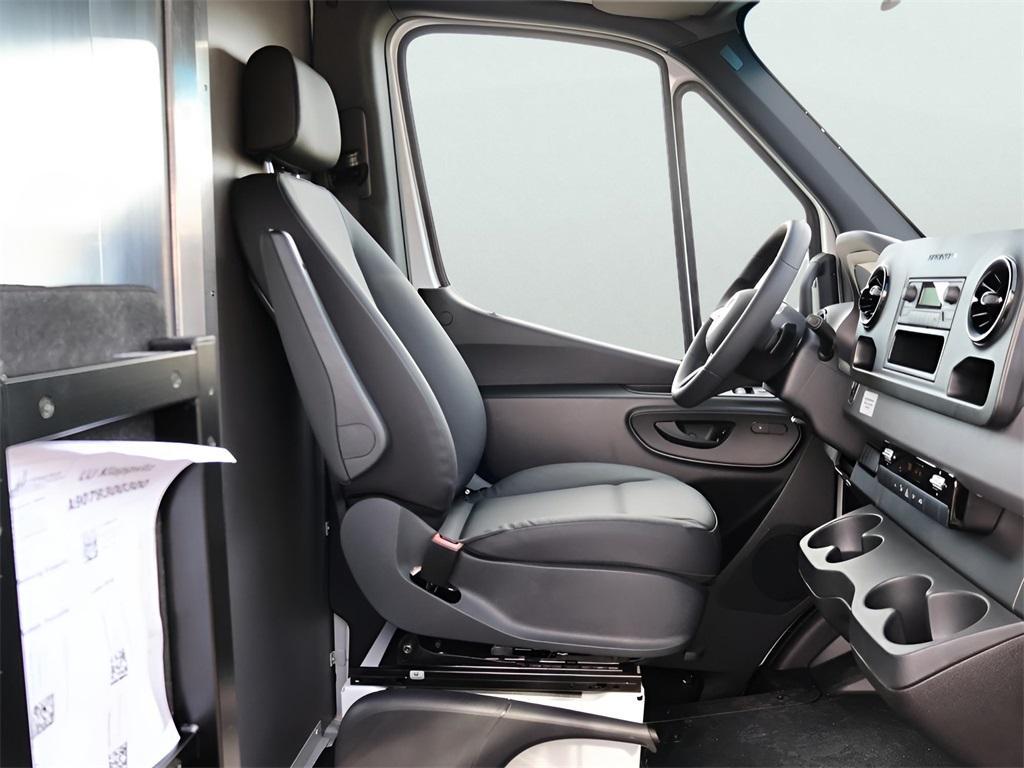 new 2026 Mercedes-Benz Sprinter 2500 car, priced at $66,396