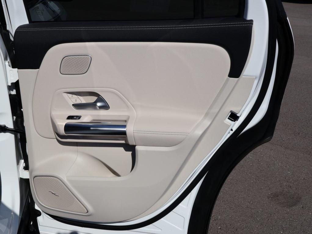 new 2026 Mercedes-Benz GLA 250 car, priced at $49,285