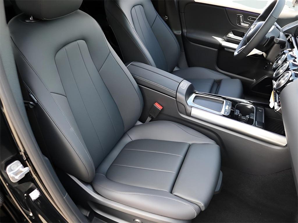 new 2026 Mercedes-Benz GLA 250 car, priced at $51,345