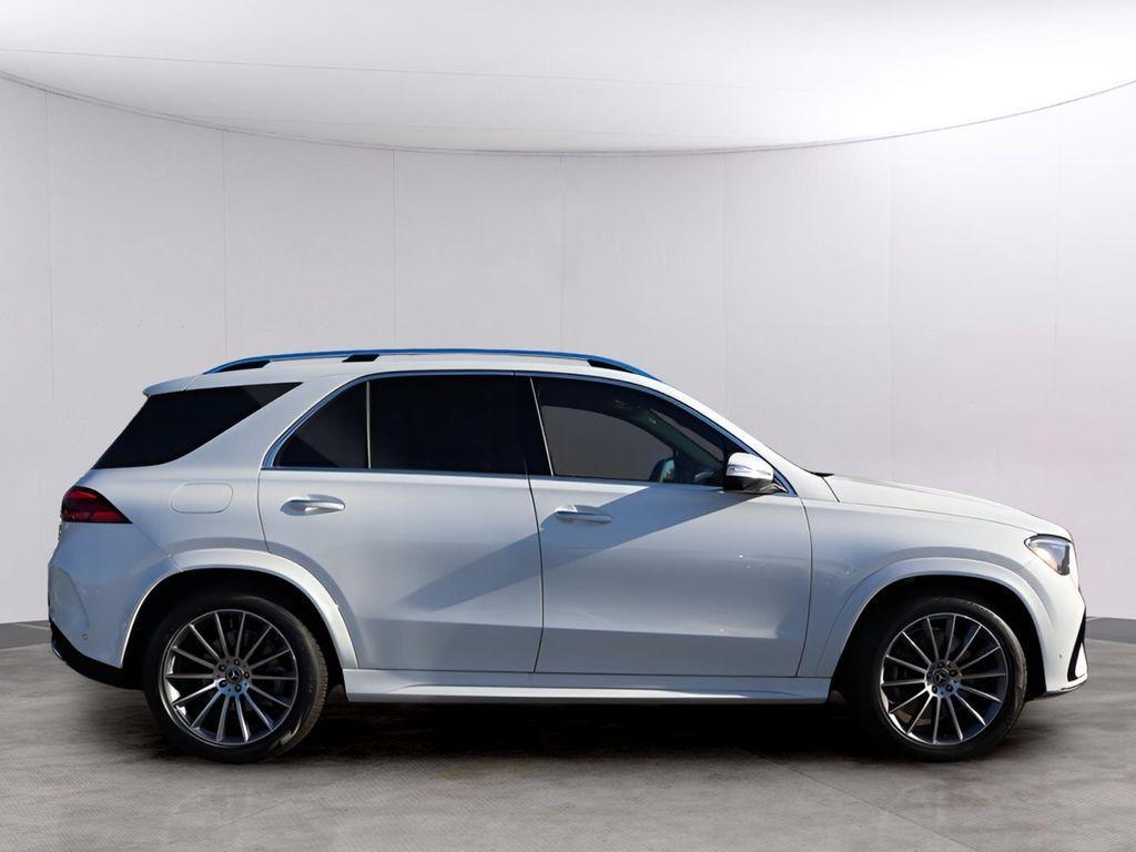 new 2026 Mercedes-Benz GLE 450 car, priced at $88,935