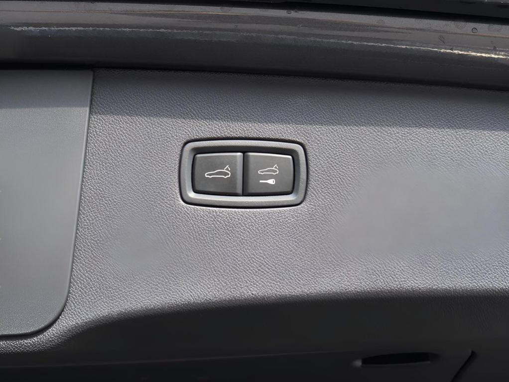 used 2025 Porsche Cayenne car, priced at $96,777