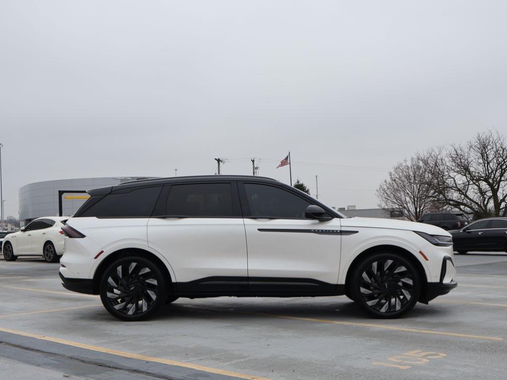 used 2024 Lincoln Nautilus car, priced at $48,777