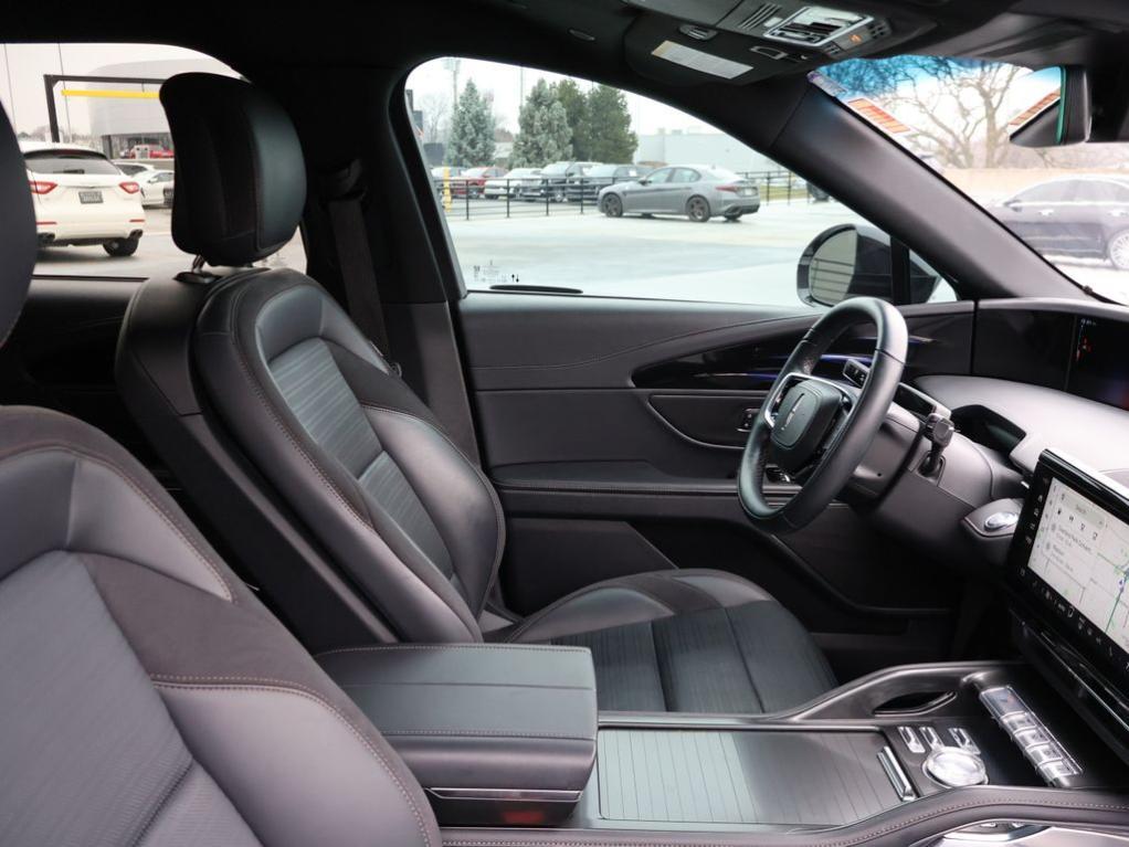 used 2024 Lincoln Nautilus car, priced at $48,777