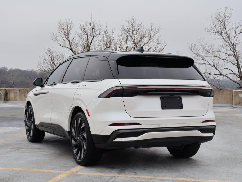 used 2024 Lincoln Nautilus car, priced at $48,777