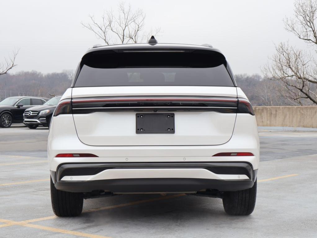 used 2024 Lincoln Nautilus car, priced at $48,777