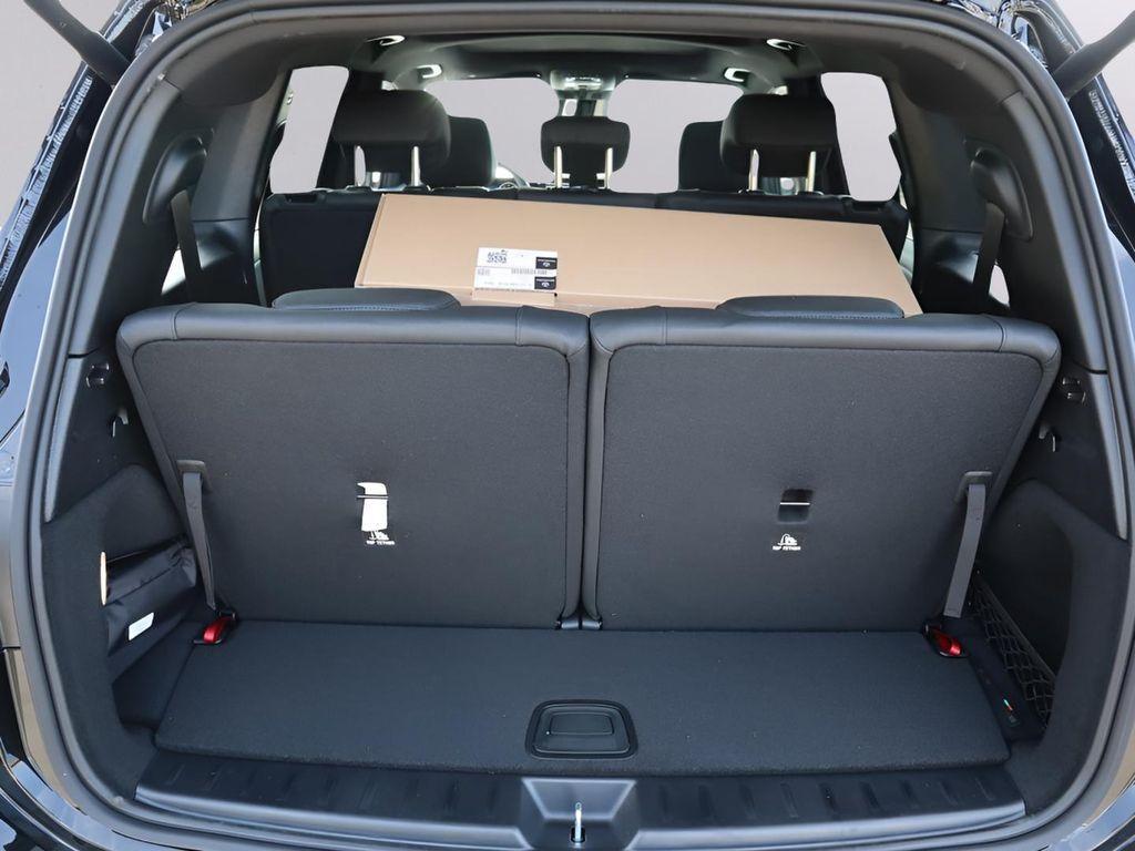 new 2026 Mercedes-Benz GLB 250 car, priced at $55,805