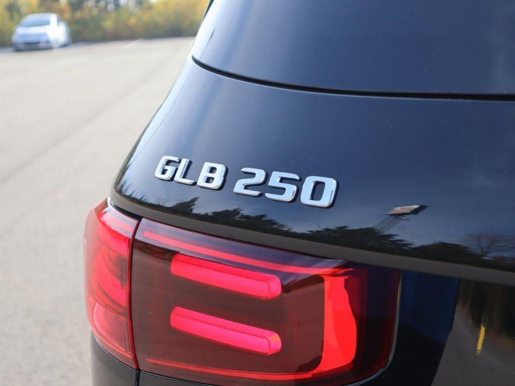 new 2026 Mercedes-Benz GLB 250 car, priced at $55,805
