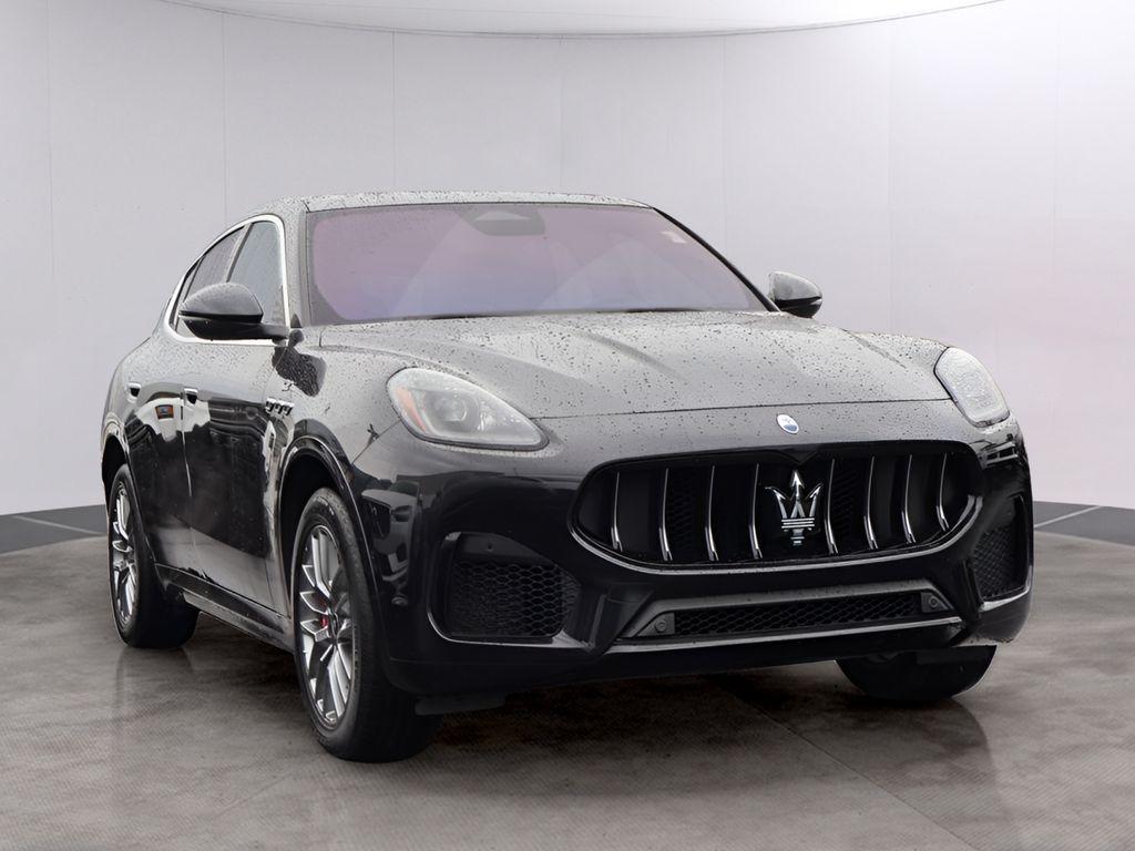 used 2023 Maserati Grecale car, priced at $39,977