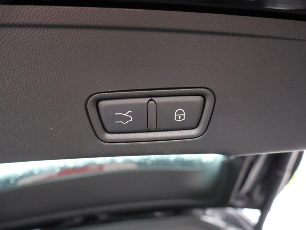 used 2023 Maserati Grecale car, priced at $39,977