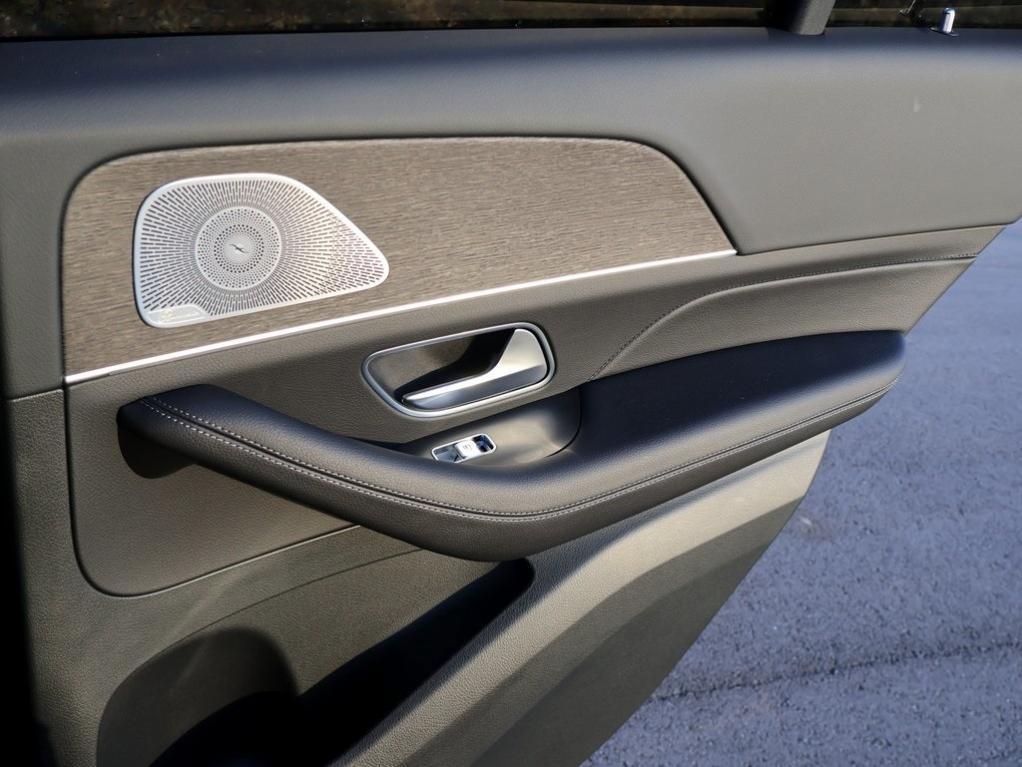 new 2026 Mercedes-Benz GLE 450 car, priced at $79,100