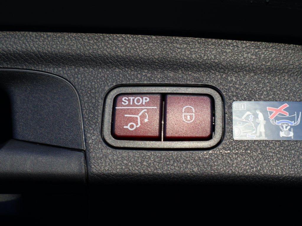 new 2026 Mercedes-Benz GLE 450 car, priced at $79,100