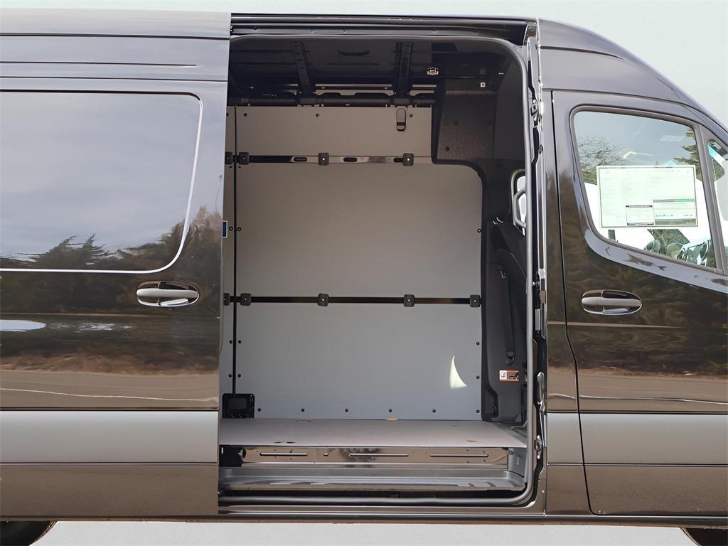 new 2026 Mercedes-Benz Sprinter 2500 car, priced at $89,457