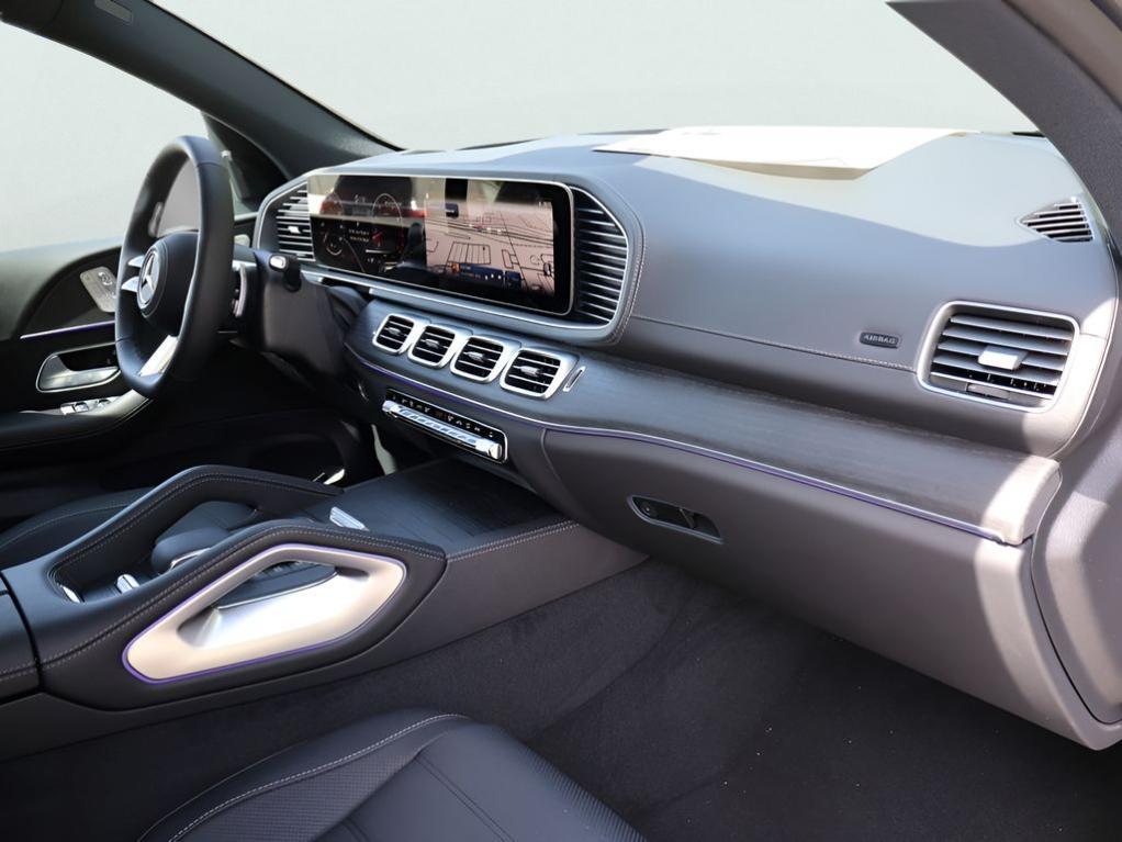 new 2026 Mercedes-Benz GLS 450 car, priced at $101,685