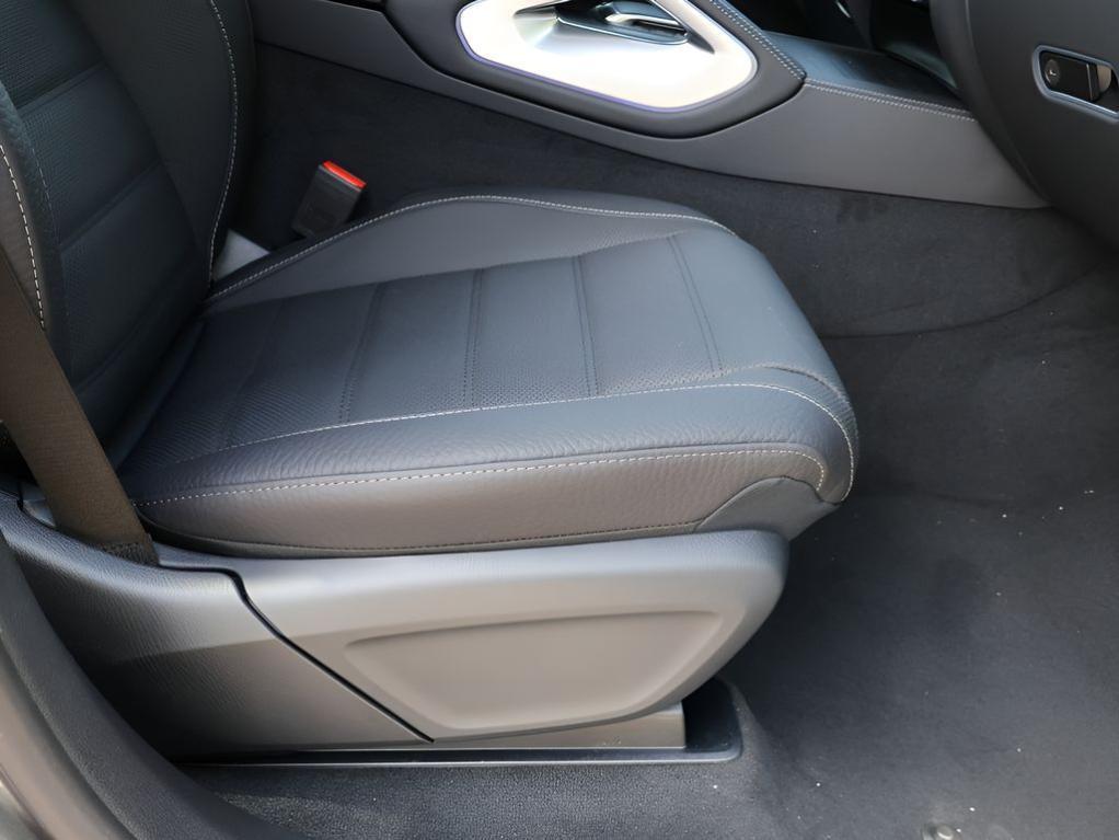 new 2026 Mercedes-Benz GLS 450 car, priced at $101,685