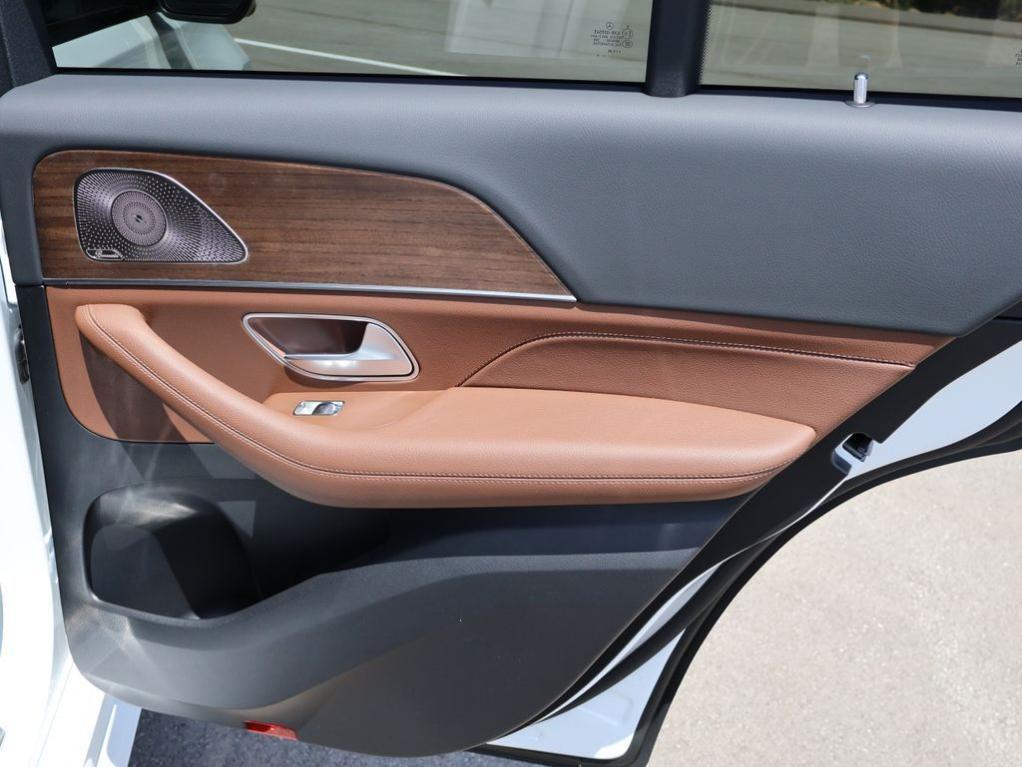 new 2026 Mercedes-Benz GLE 350 car, priced at $80,015