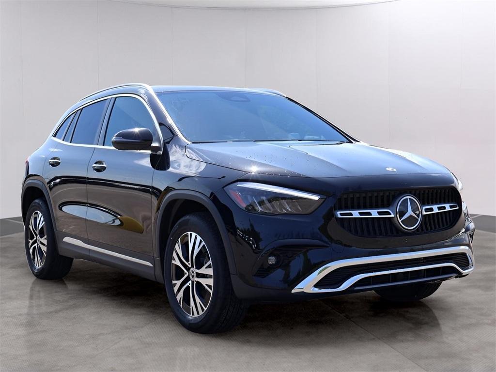 new 2025 Mercedes-Benz GLA 250 car, priced at $47,295
