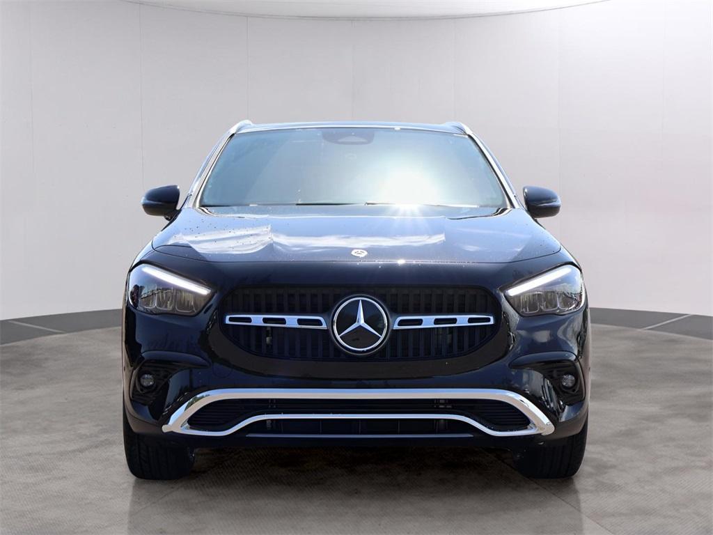 new 2025 Mercedes-Benz GLA 250 car, priced at $47,295