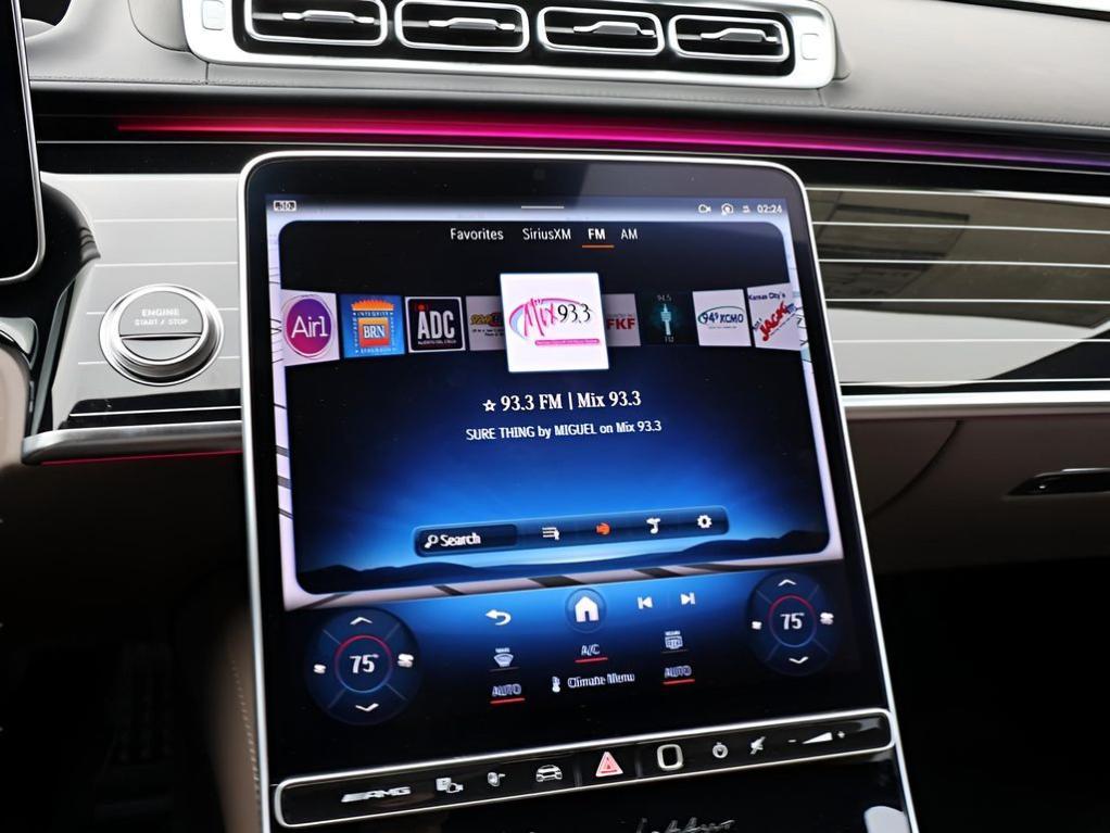 Mercedes-Benz S-Class view 24