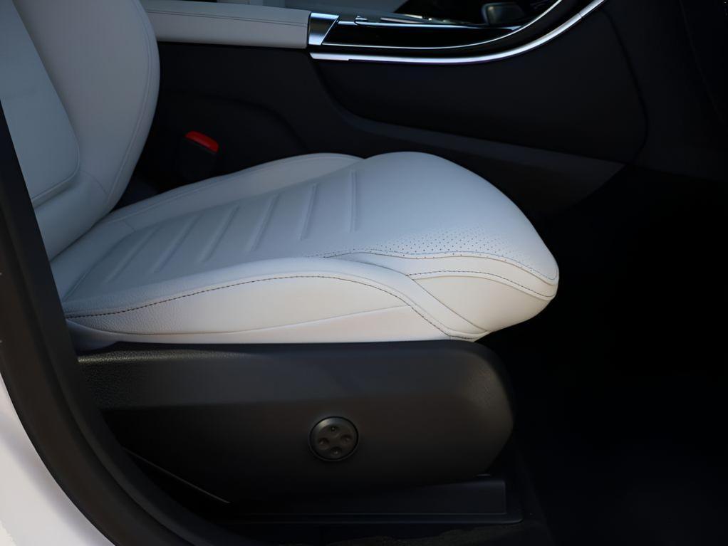 new 2026 Mercedes-Benz GLC 300 car, priced at $61,735