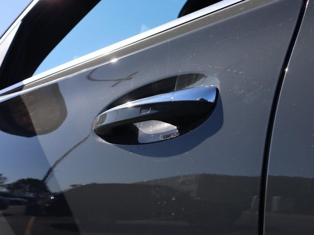 new 2026 Mercedes-Benz AMG GLE 63 car, priced at $157,425