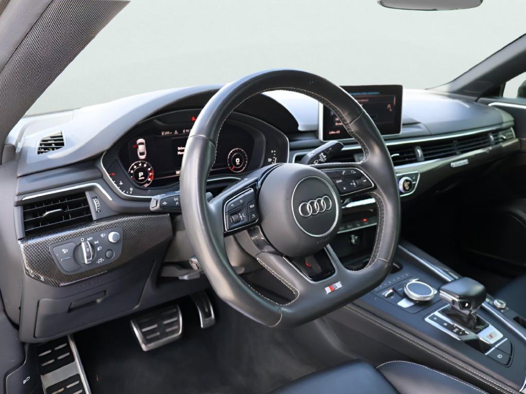 Audi S5 view 19