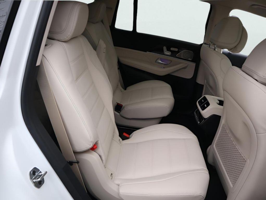 new 2026 Mercedes-Benz GLS 450 car, priced at $102,110