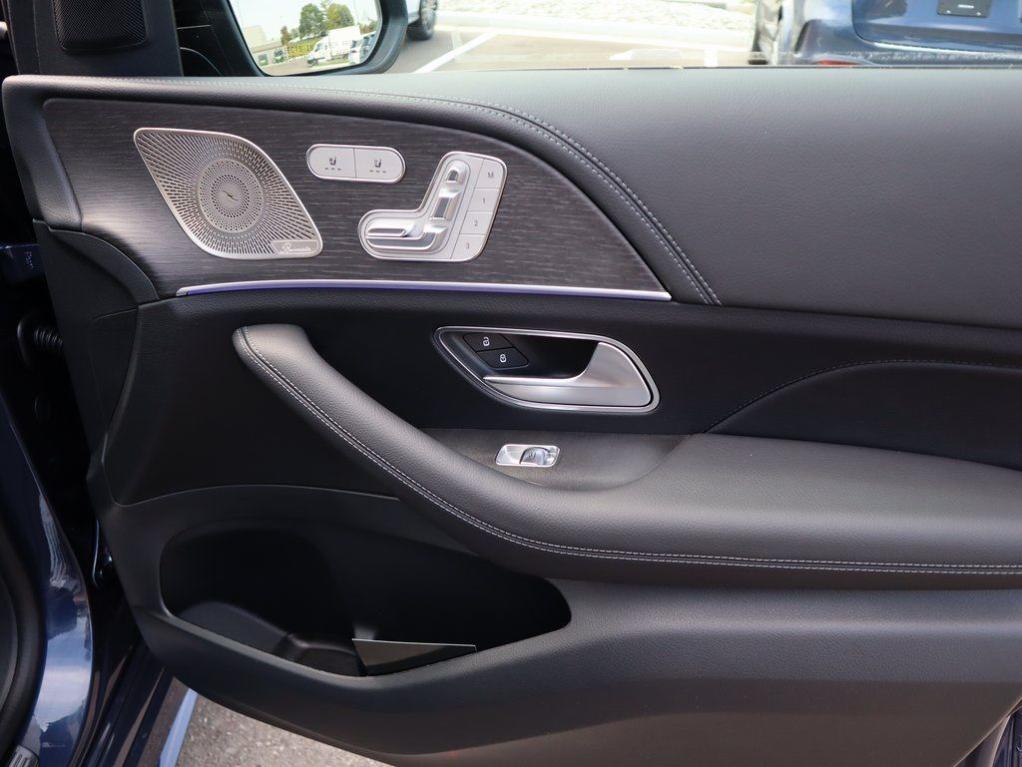 new 2026 Mercedes-Benz GLE 450 car, priced at $85,040