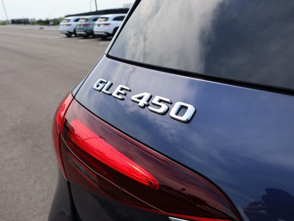 new 2026 Mercedes-Benz GLE 450 car, priced at $85,040