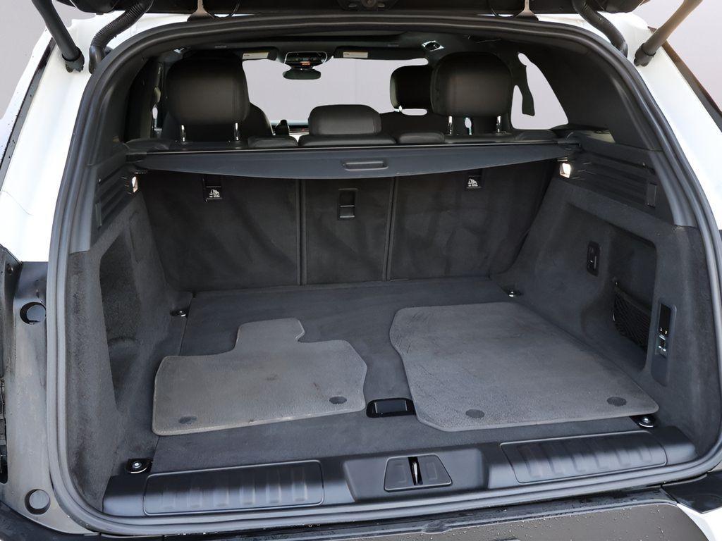 used 2025 Land Rover Range Rover Sport car, priced at $77,477