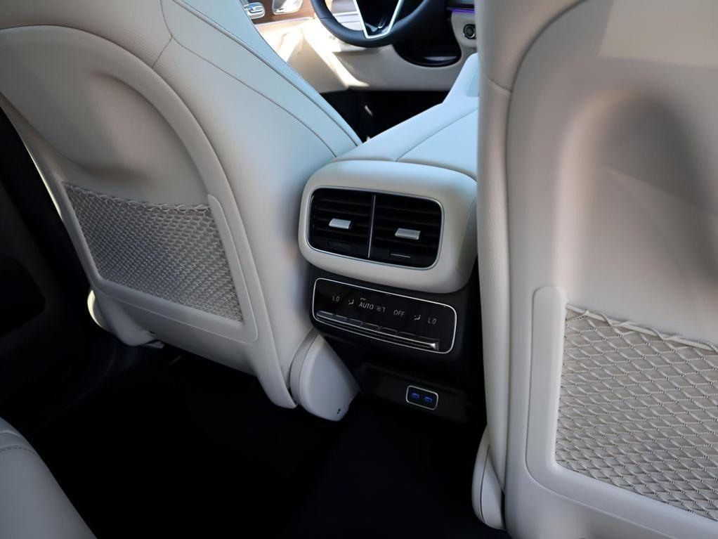 new 2026 Mercedes-Benz GLE 450 car, priced at $86,995