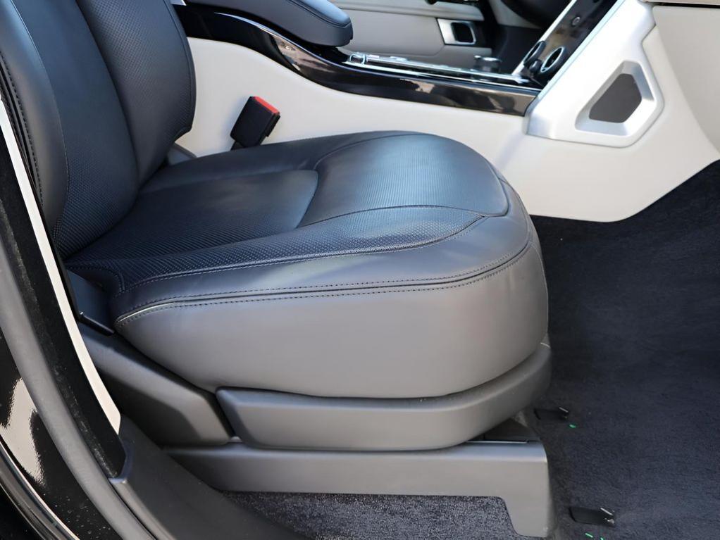 used 2021 Land Rover Range Rover car, priced at $35,777