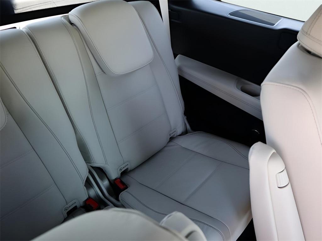 new 2026 Mercedes-Benz GLS 450 car, priced at $105,505