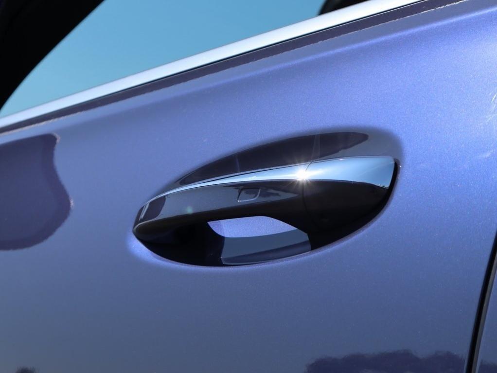 new 2026 Mercedes-Benz GLS 450 car, priced at $105,505