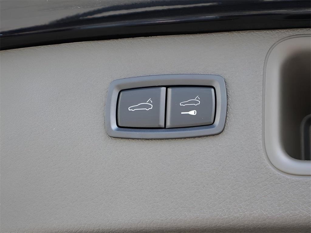 used 2025 Porsche Macan car, priced at $75,725