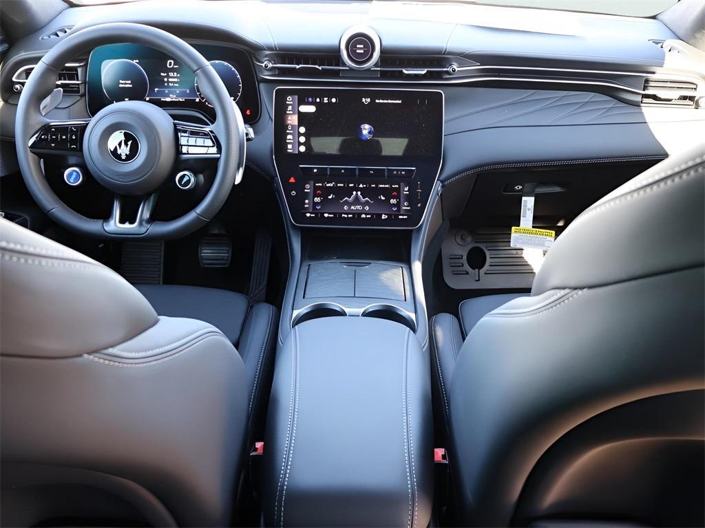 new 2025 Maserati Grecale car, priced at $82,085