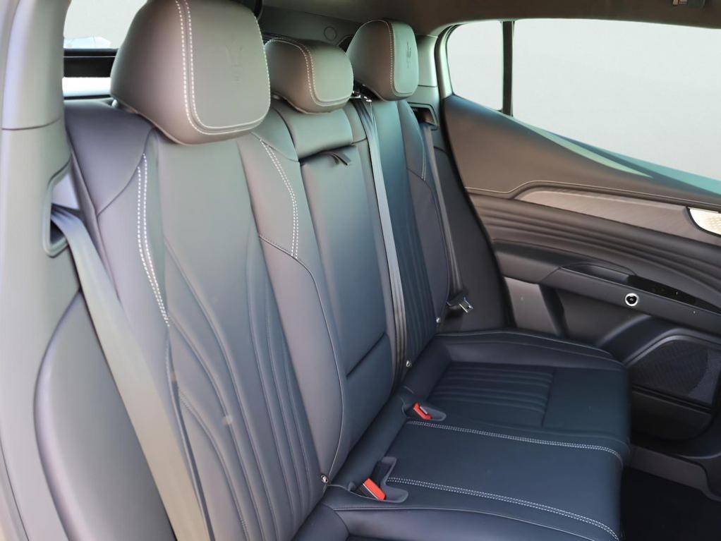 new 2025 Maserati Grecale car, priced at $74,450